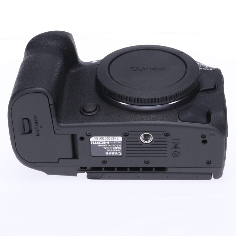 EOS R5 Mark II ボディー