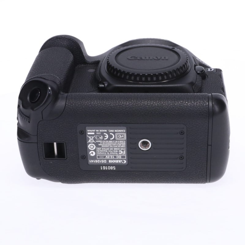 EOS-1D Mark III