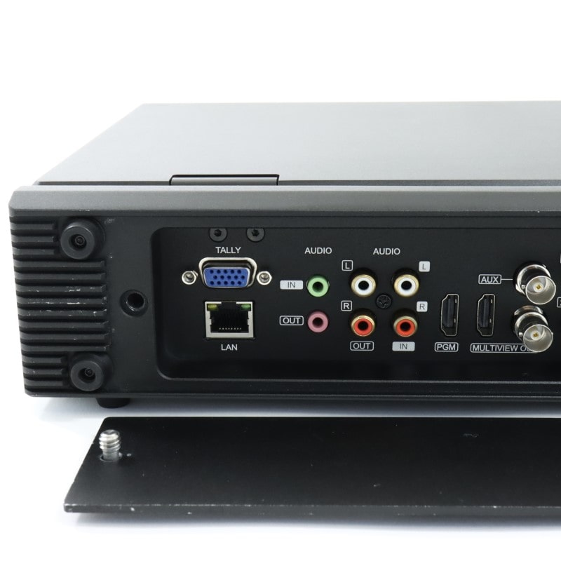 PVS0613 [13.3インチディスプレイ一体型スケーラー搭載6入力ポータブルマルチスイッチャー]