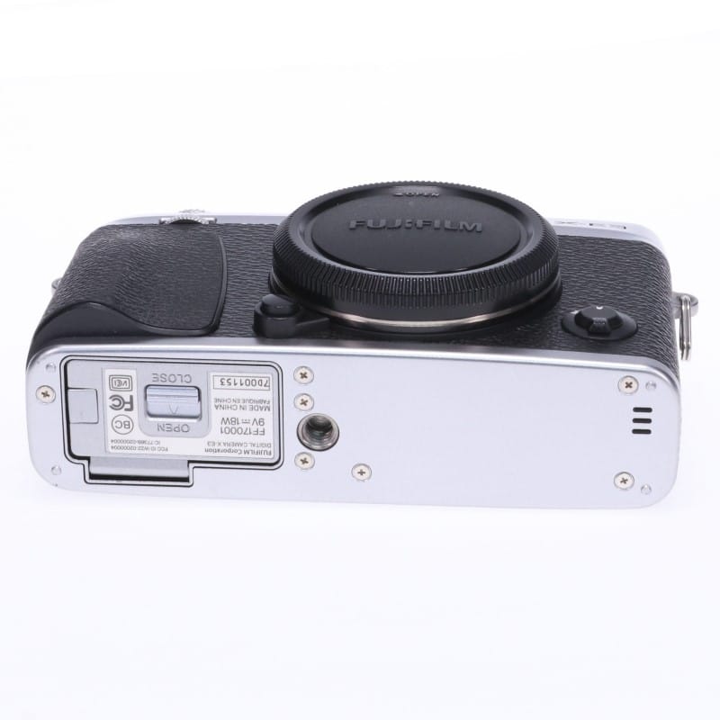 FUJIFILM X-E3 ボディ シルバー