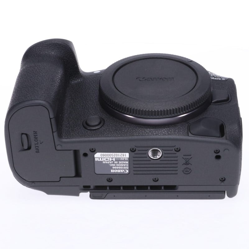 EOS R5 Mark II ボディー