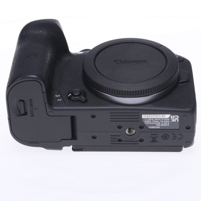 EOS R7