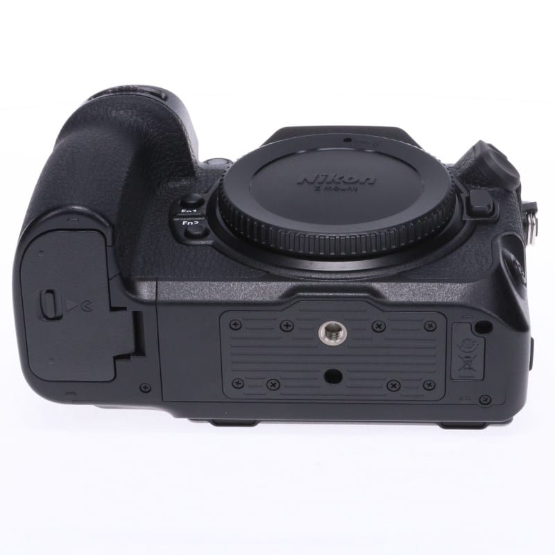 Nikon Z8 ボディ AB+ランク 中古｜フジヤカメラ