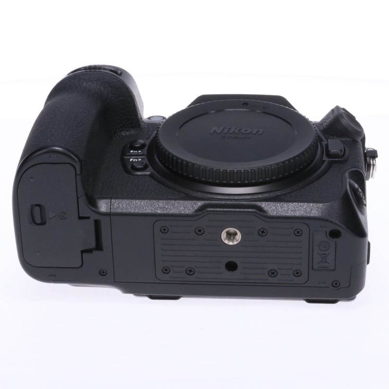 Nikon Z8 ボディ AB+ランク 中古｜フジヤカメラ