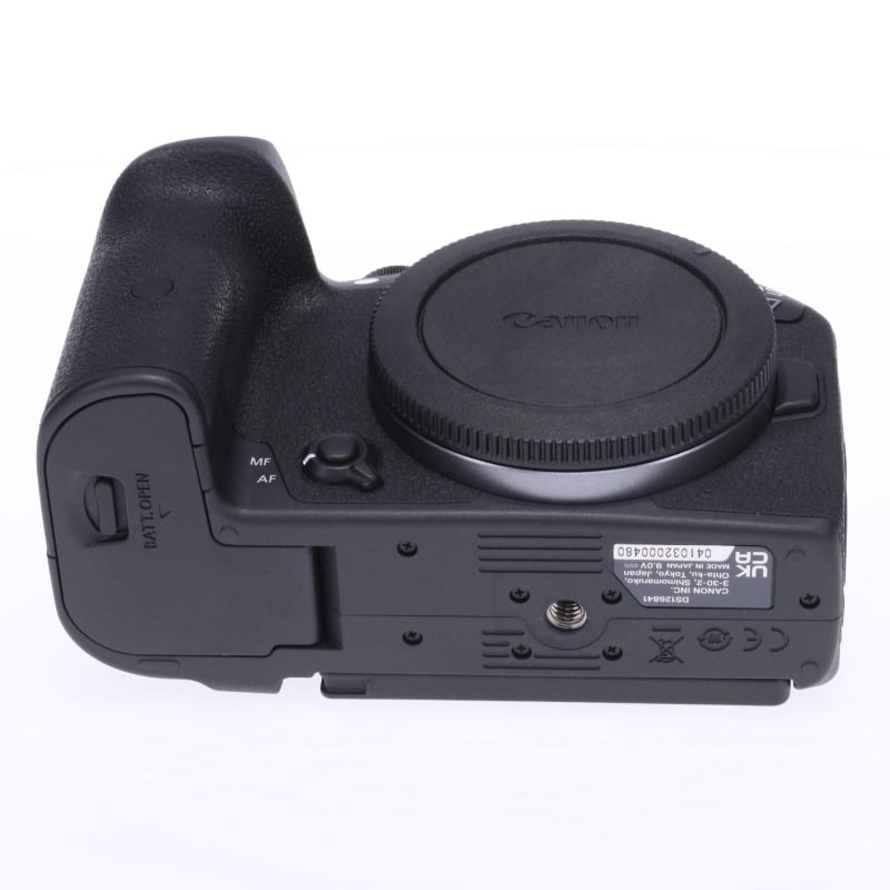 EOS R7 ボディー
