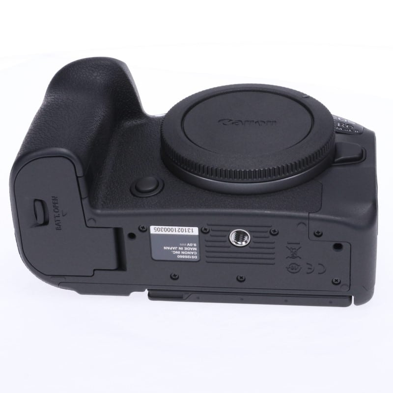 EOS R6 Mark II ボディー
