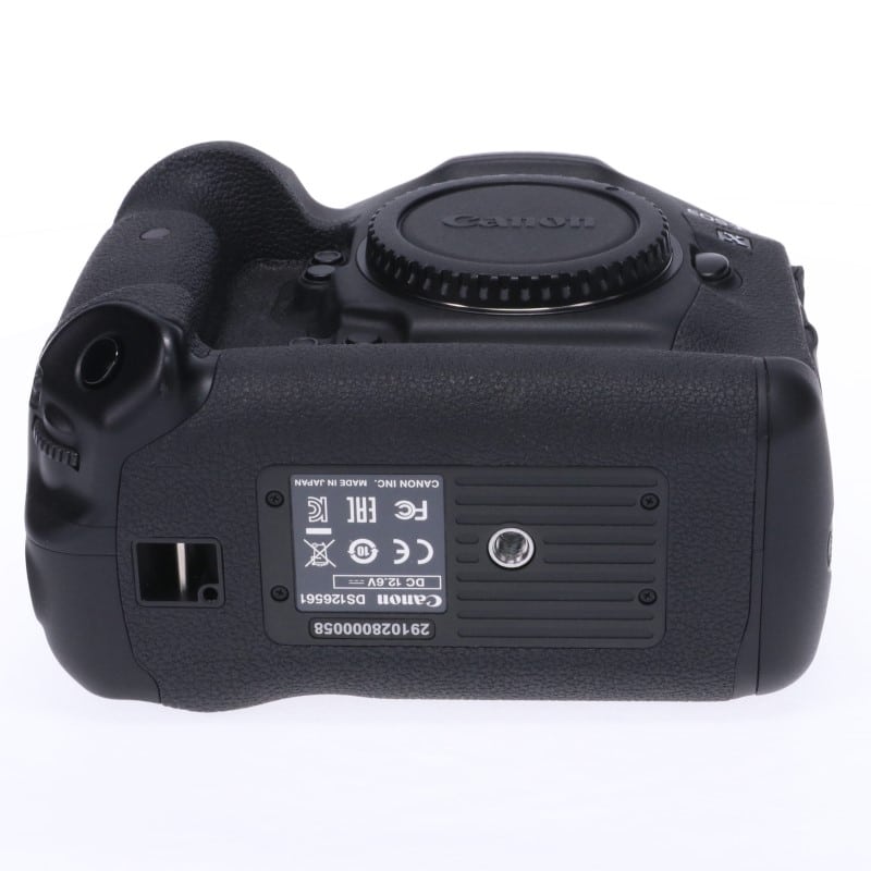 EOS-1D X Mark II ボディー