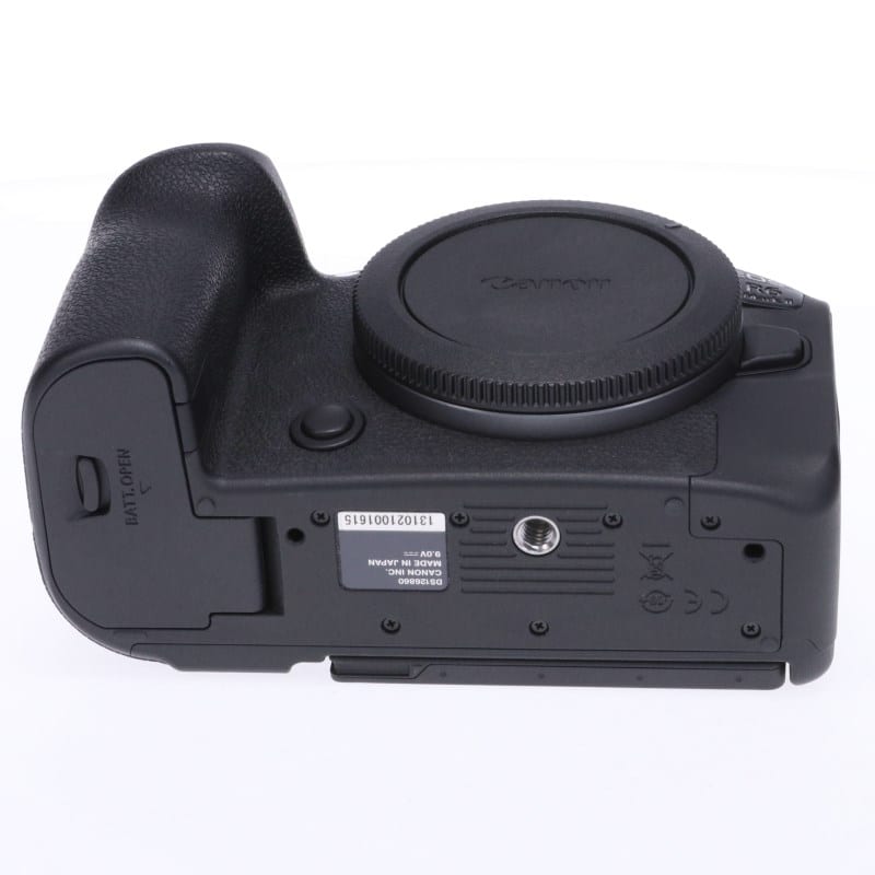 EOS R6 Mark II ボディー