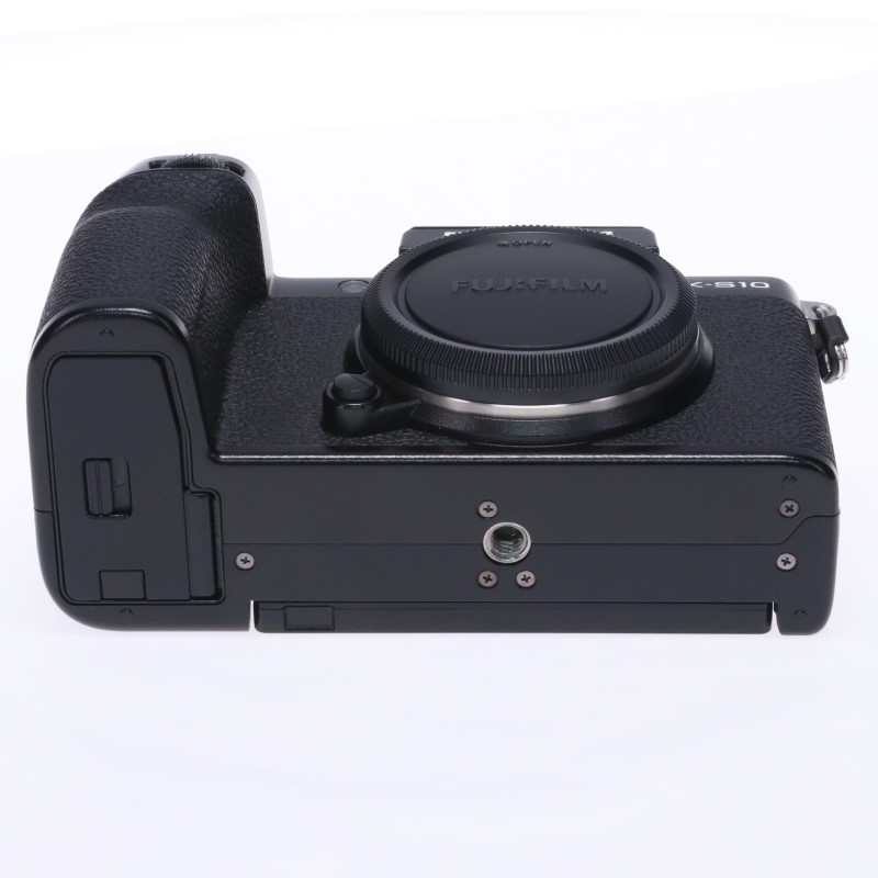 FUJIFILM X-S10