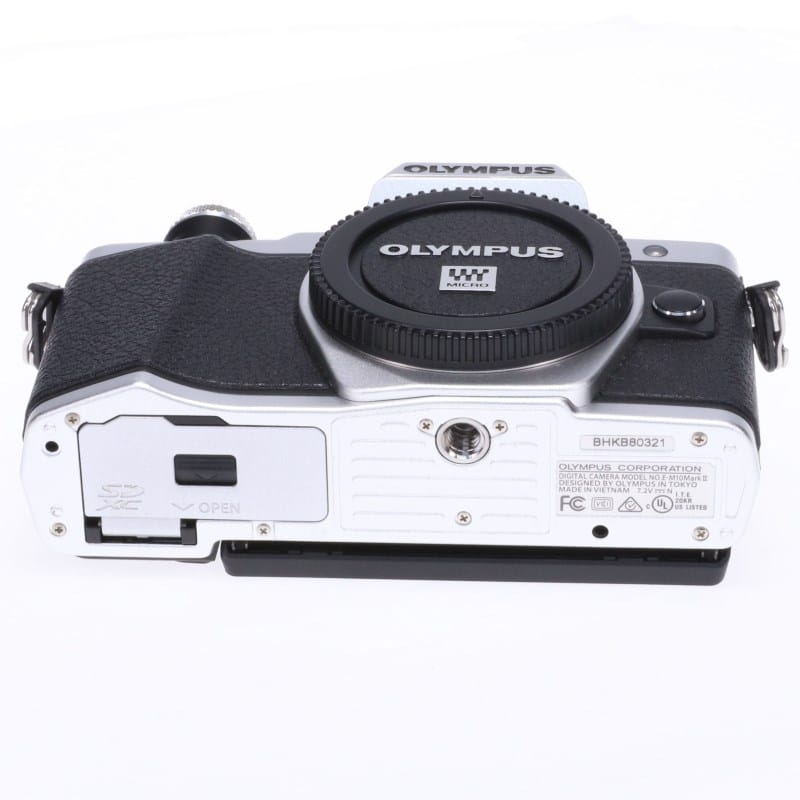 OM-D E-M10 MarkII ボディー シルバー