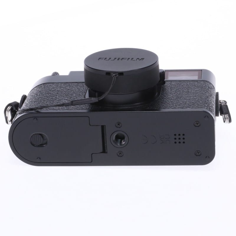 X half (FUJIFILM X-HF1) ブラック