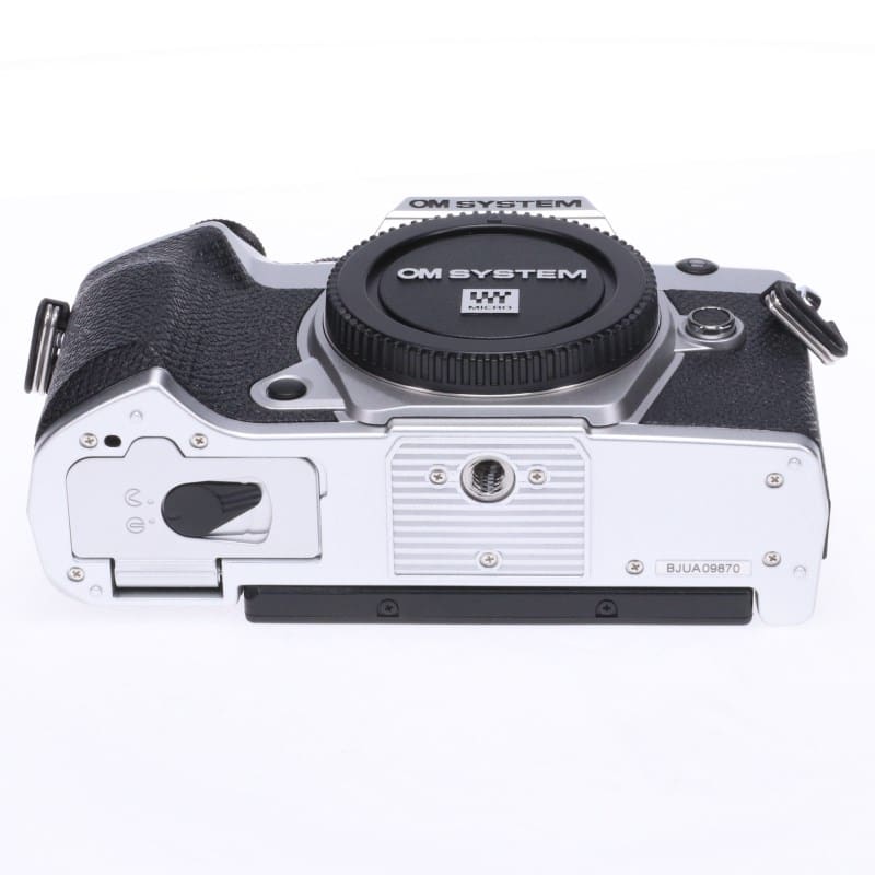 OM SYSTEM OM-5 Mark II ボディー シルバー