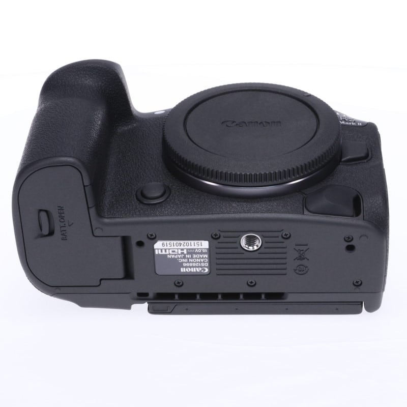 EOS R5 Mark II ボディー