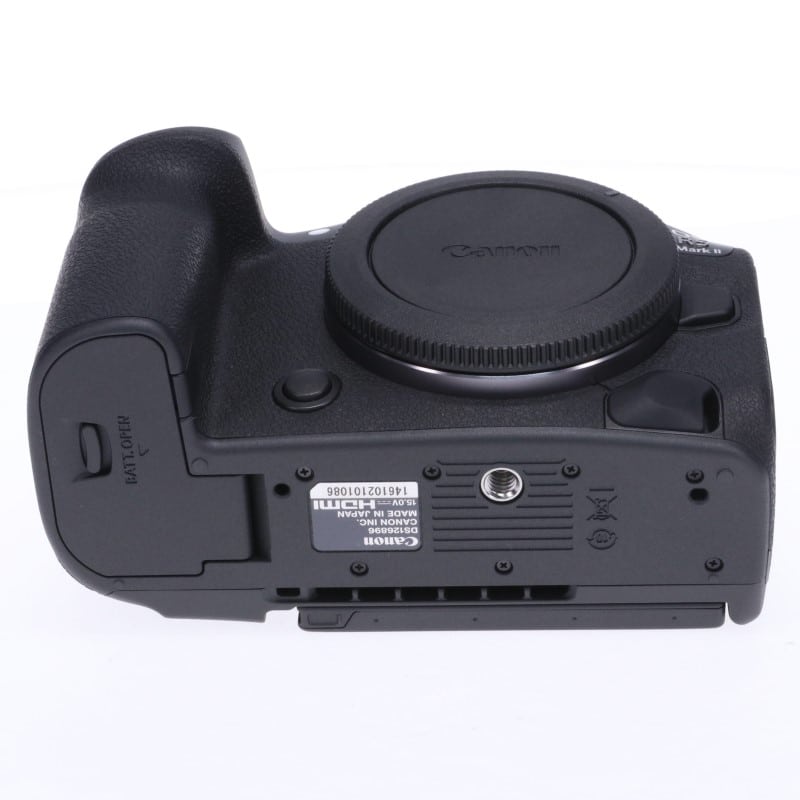 EOS R5 Mark II ボディー
