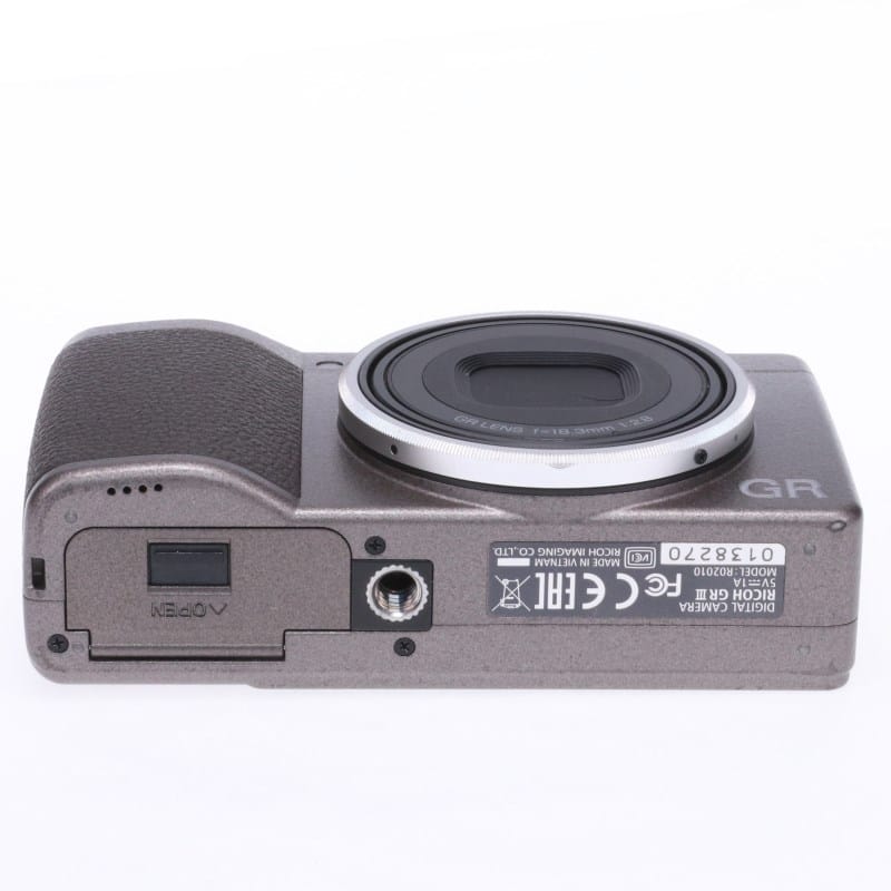 RICOH RICOH GR III Diary Edition AB-ランク 中古｜フジヤカメラ