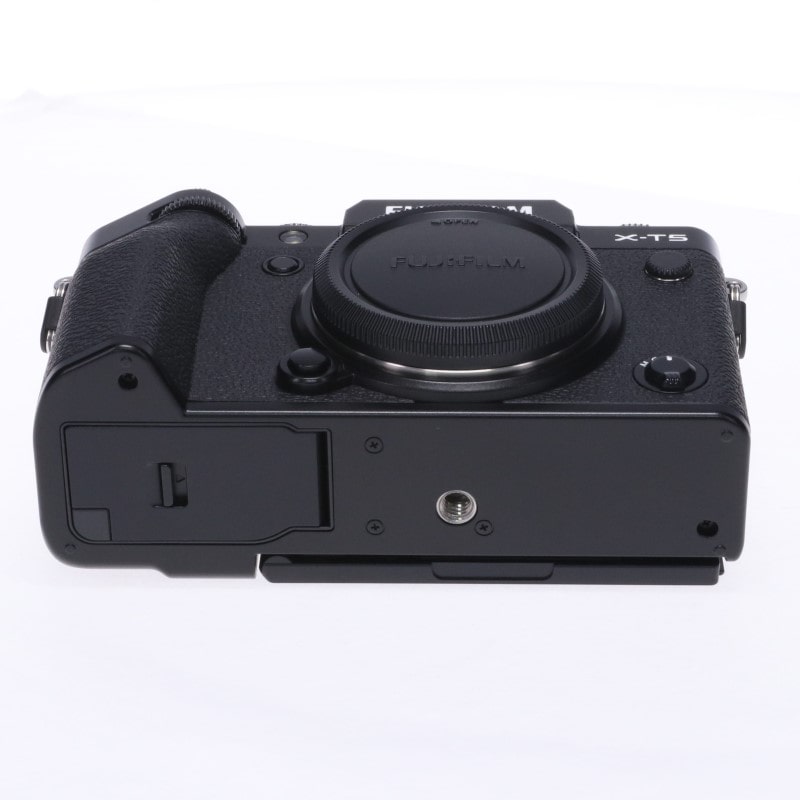 富士フイルム FUJIFILM X-T5 ボディ ブラック 中古