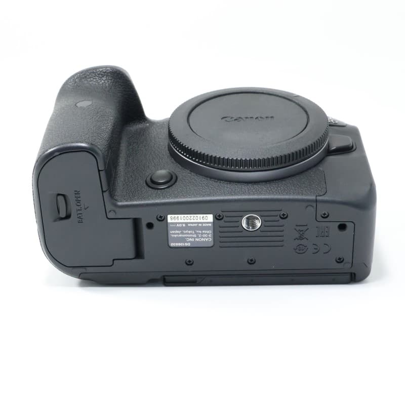 EOS R6 ボディー
