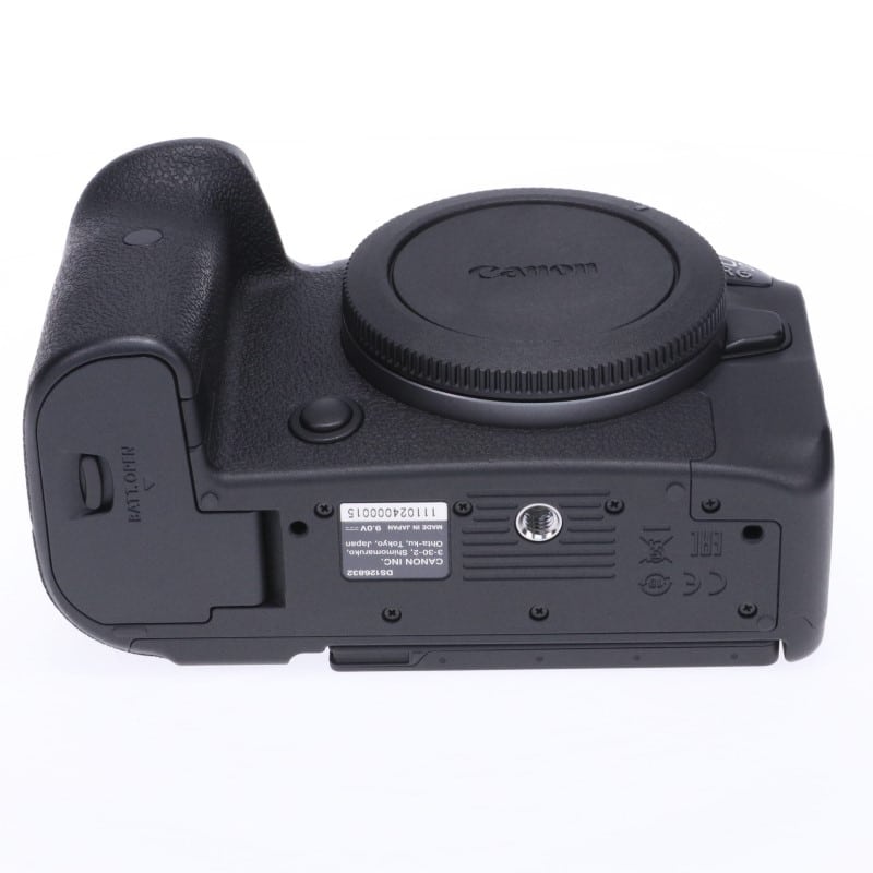 EOS R6 ボディー