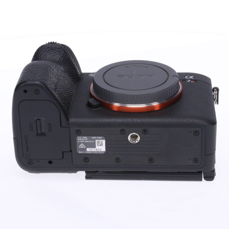 SONY α7R V ボディ ILCE-7RM5 ABランク 中古｜フジヤカメラ