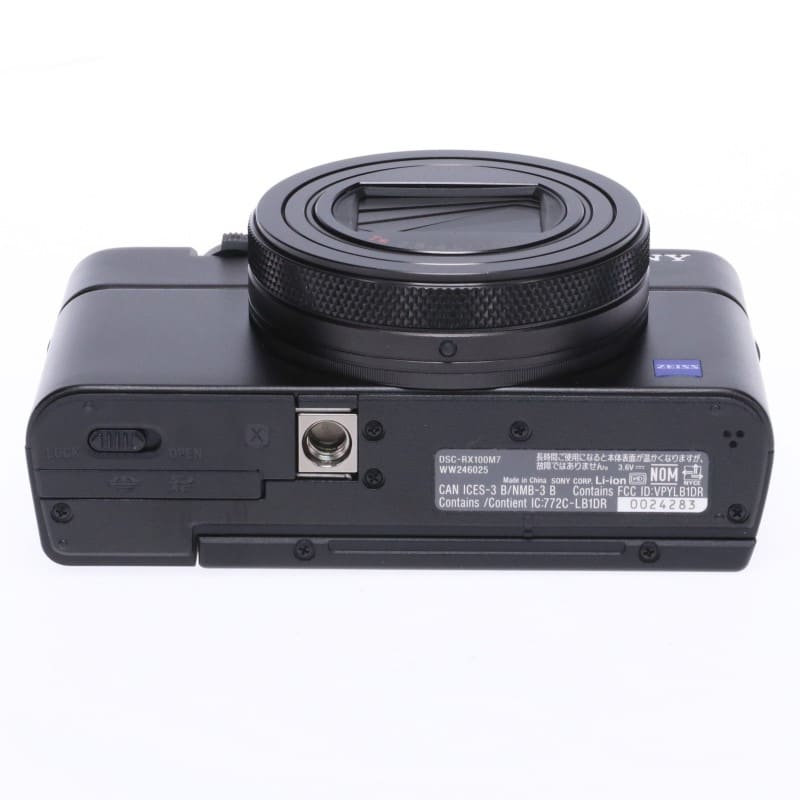 Cyber-shot RX100VII DSC-RX100M7
