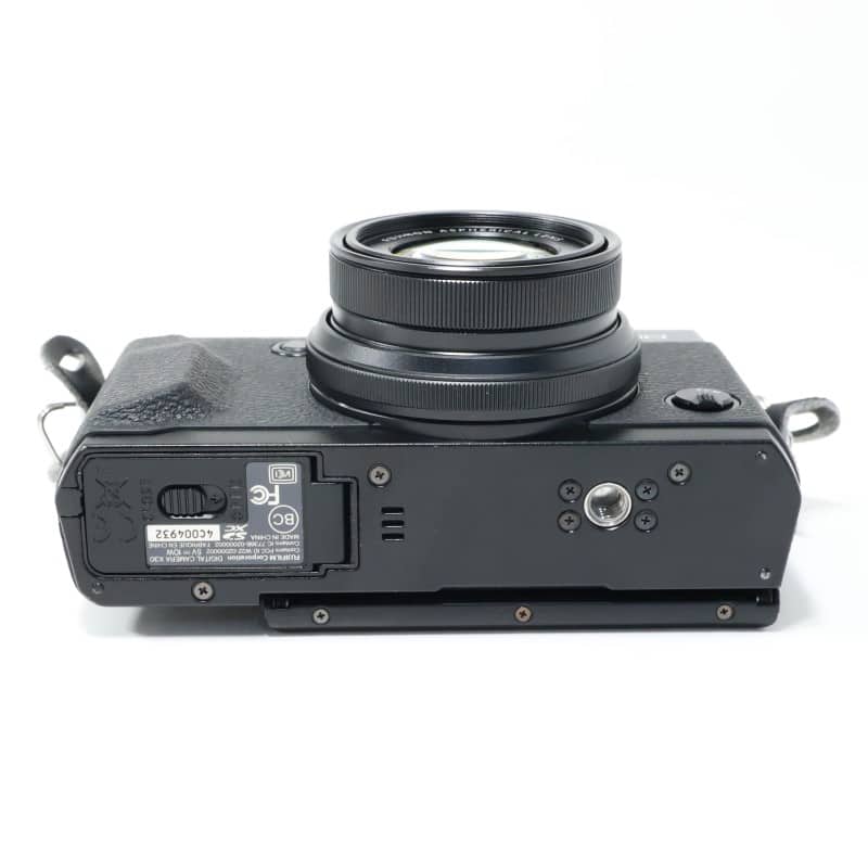 FUJIFILM X30 ブラック