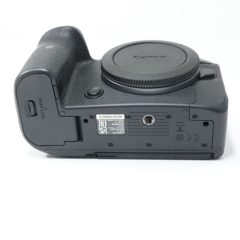 EOS R6 ボディー