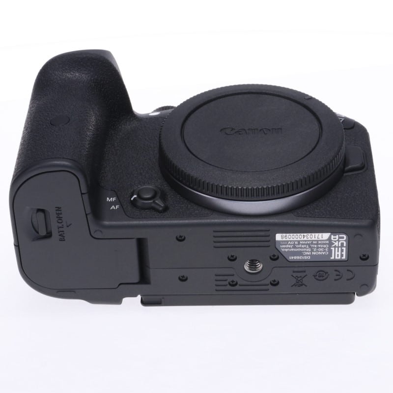 EOS R7 ボディー