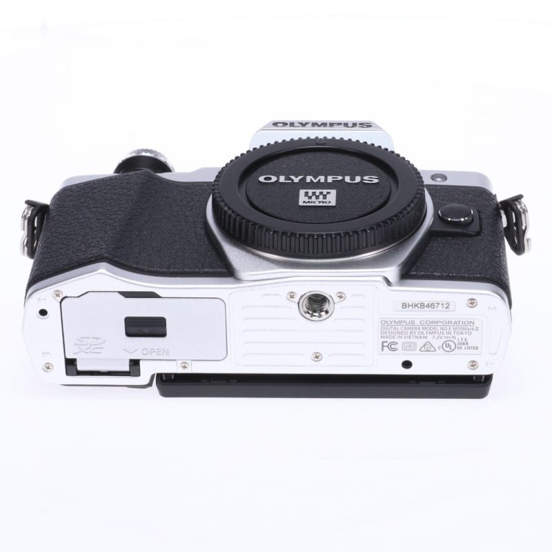 OM-D E-M10 MarkII ボディー シルバー