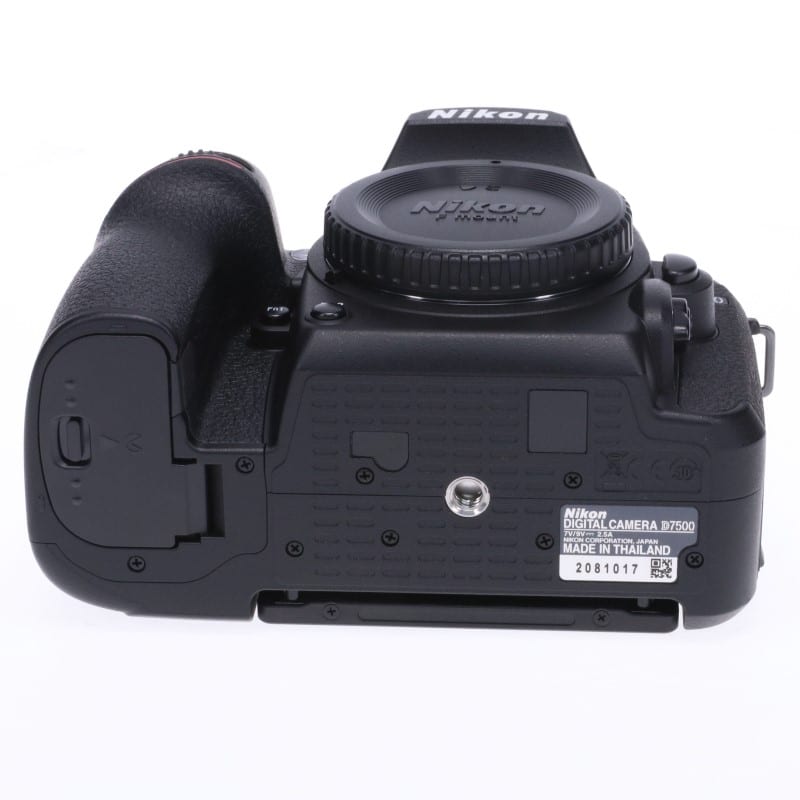 D7500 ボディ