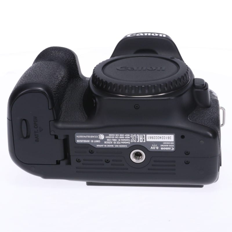 EOS 80D ボディー