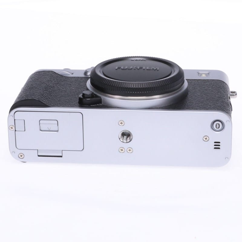 富士フイルム FUJIFILM X-E5 ボディ シルバー Aランク 中古｜フジヤカメラ