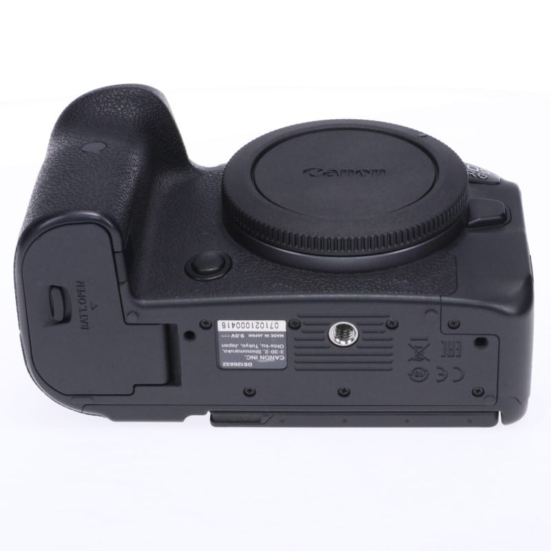 EOS R6 ボディー