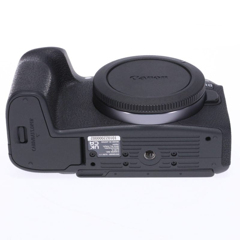 EOS R8 ボディー