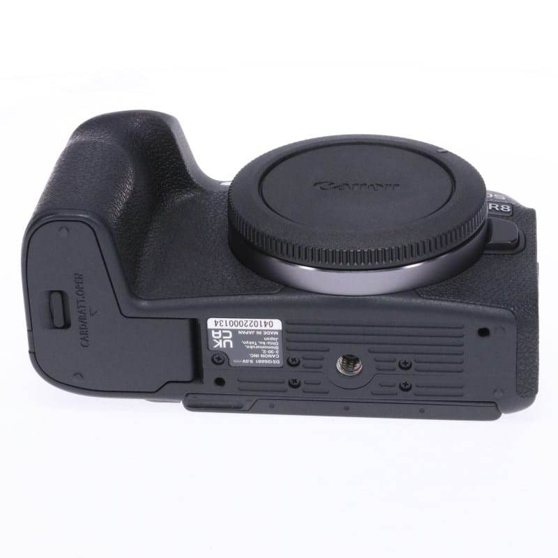 EOS R8 ボディー