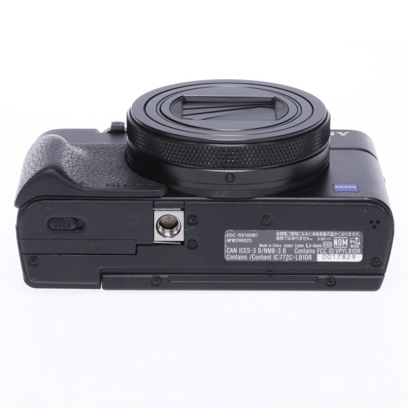 Cyber-shot RX100VII DSC-RX100M7