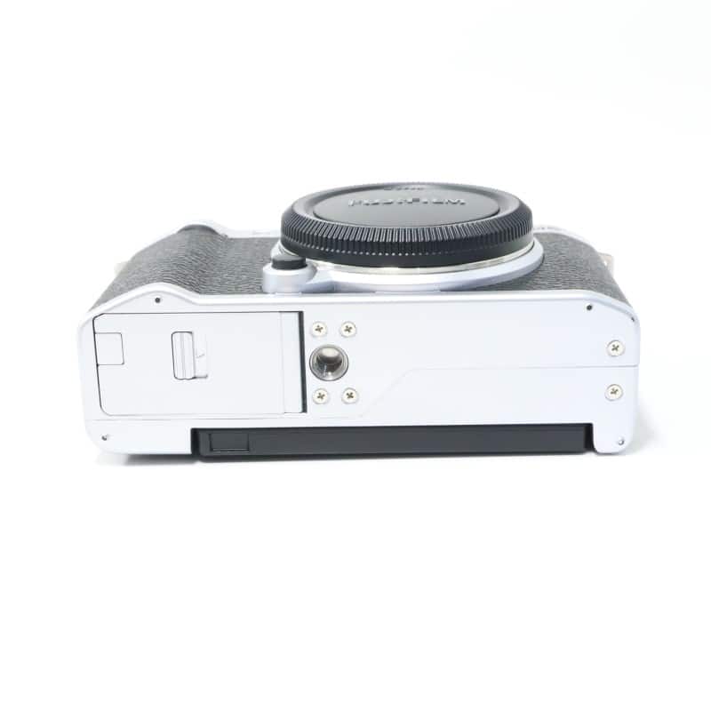 FUJIFILM X-M5 ボディ シルバー