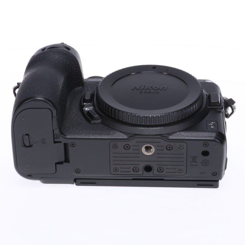 Nikon Z5 ボディー　5,700枚 Nikon Z5 ボディ AB-ランク 中古｜フジヤカメラ