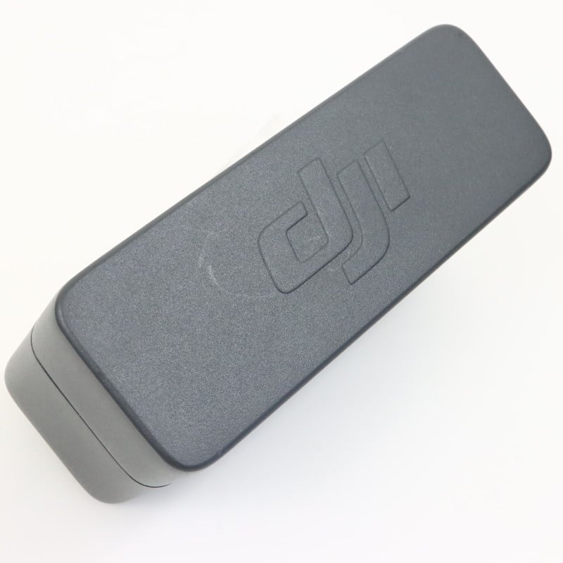 DM1021 [DJI Mic 2 (トランスミッター×2 + レシーバー×1 + 充電ケース)]