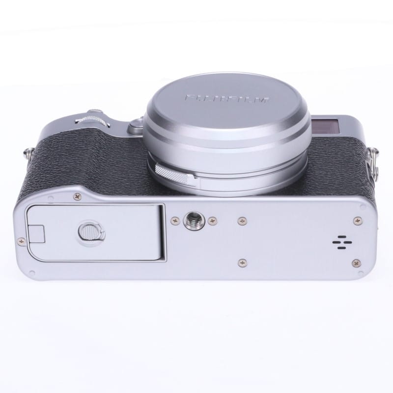 FUJIFILM X100VI シルバー 日英二言語モデル
