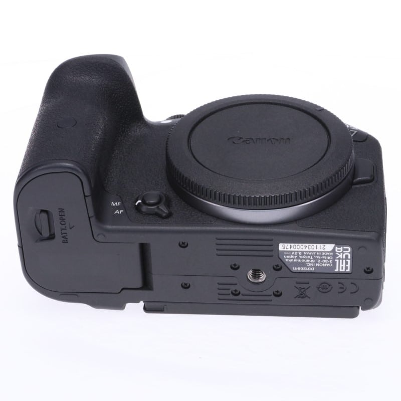EOS R7 ボディー