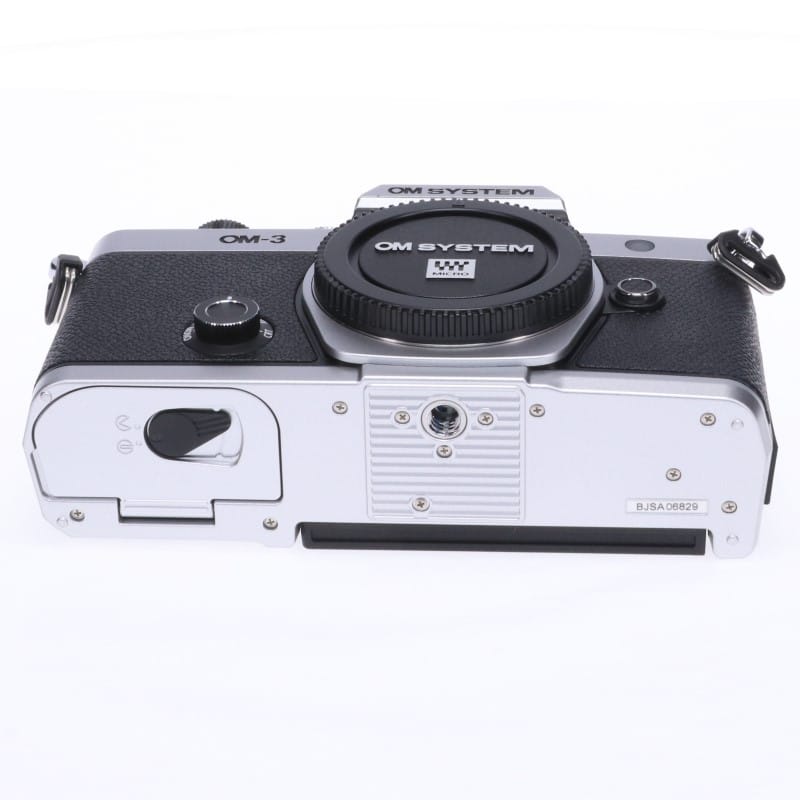 OM SYSTEM OM-3 ボディー シルバー