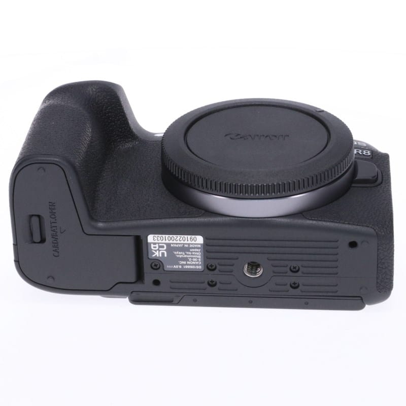EOS R8 ボディー