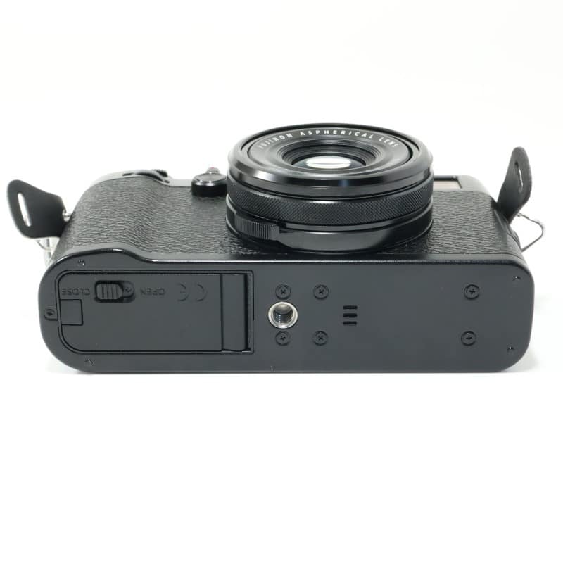 FUJIFILM X100F ブラック