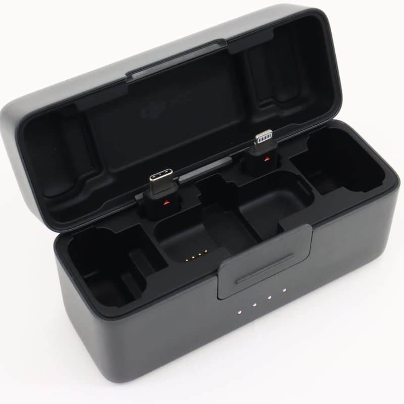 DM1021 [DJI Mic 2 (トランスミッター×2 + レシーバー×1 + 充電ケース)]