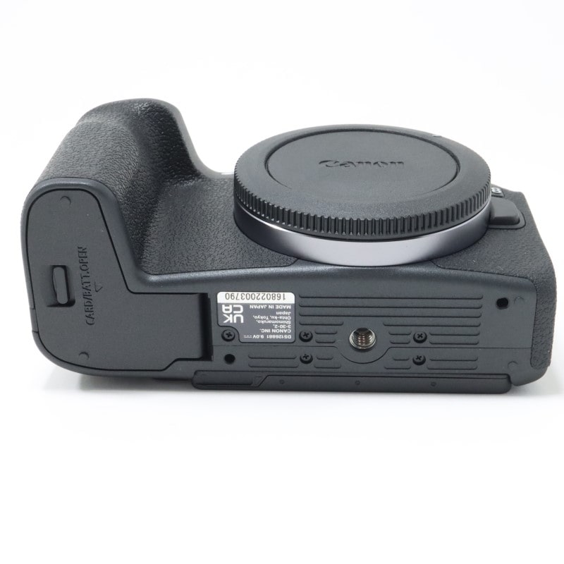 EOS R8 ボディー