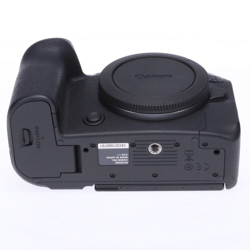 EOS R6 Mark II ボディー