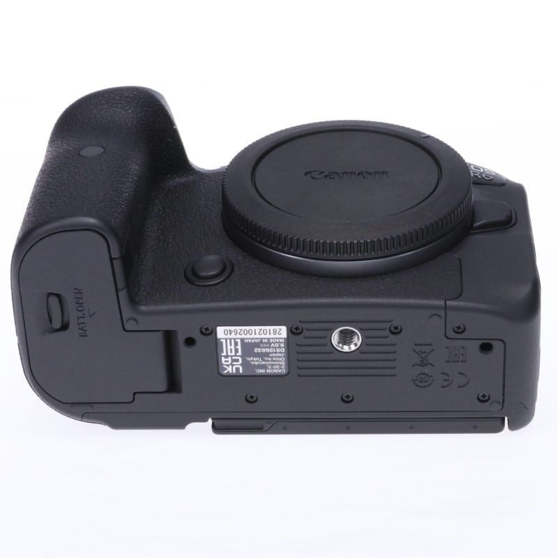 EOS R6 ボディー