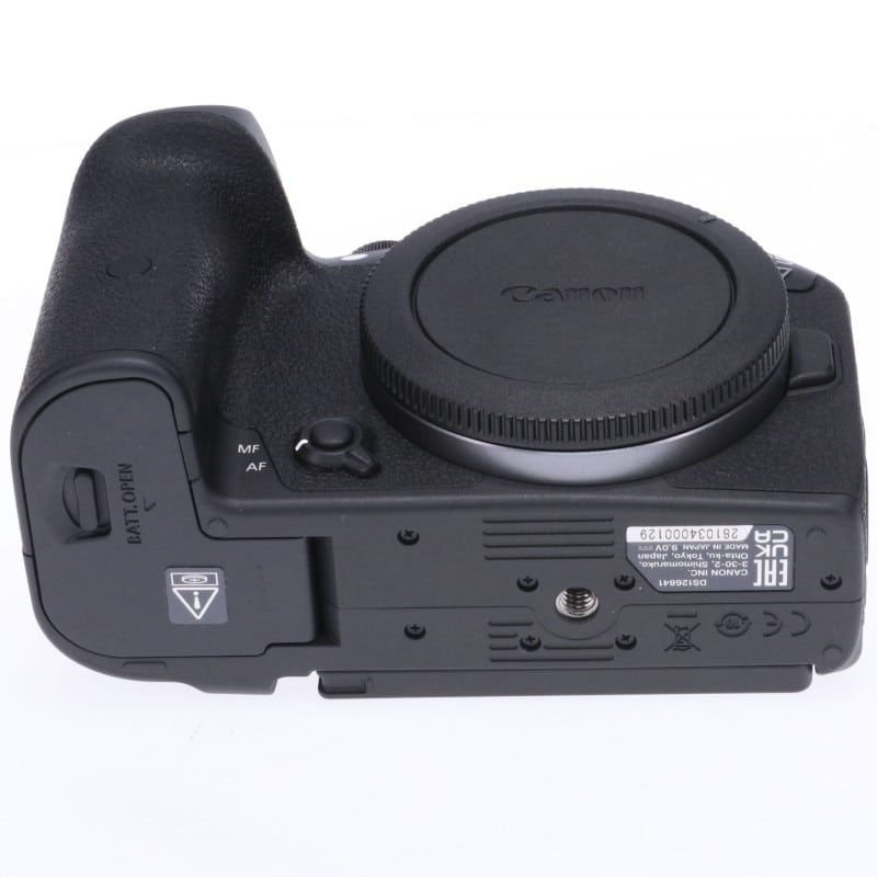 EOS R7 ボディー