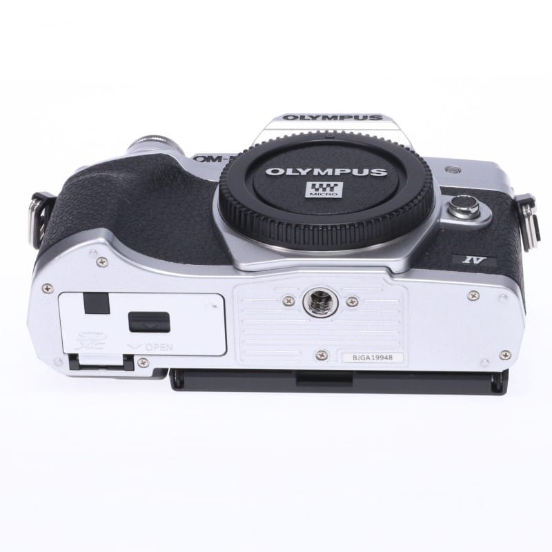 OM-D E-M10 Mark IV ボディー シルバー