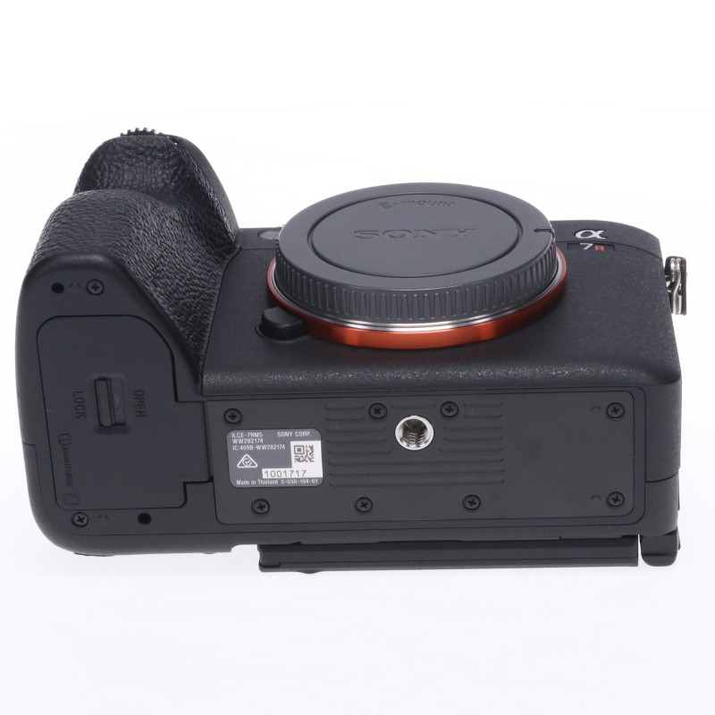 ILCE-7RM5 [α7R V]